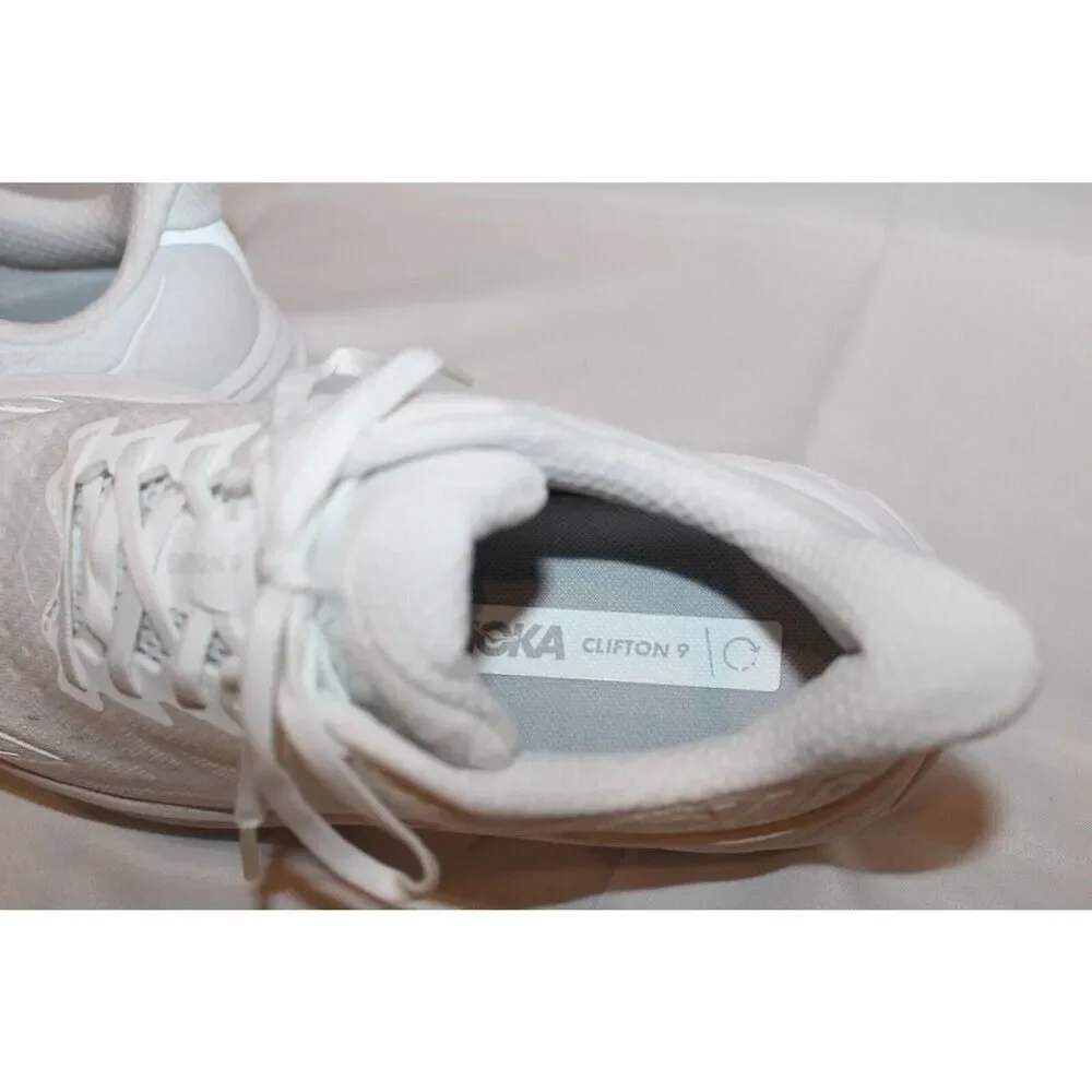 HOKA CLIFTON 9 WOMEN'S‎ WWH WHITE RUNNING ATHLETIC SNEAKERS SZ 7 B